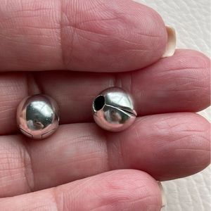 Pandora Sphere Silver Clips (2)